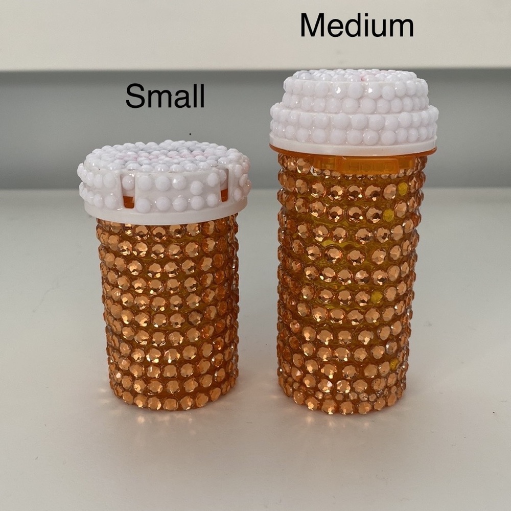 Rhinestone RX pill bottle - Picture 6 of 6